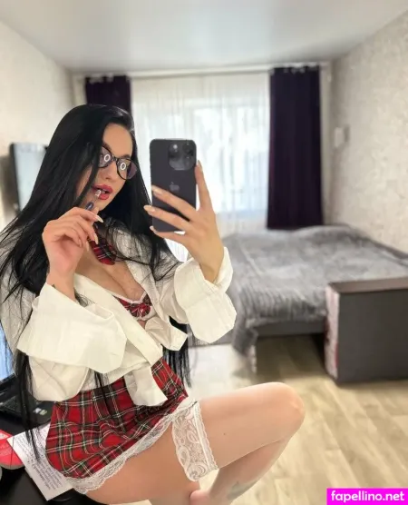 Emily Aur OnlyFans Thumbnail #WqiuAE9OdK