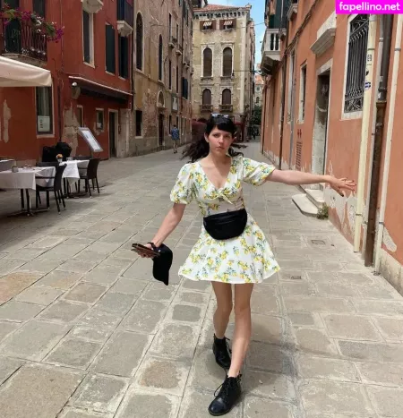 Emily Axford OnlyFans Thumbnail #AQ72EF1Kj5