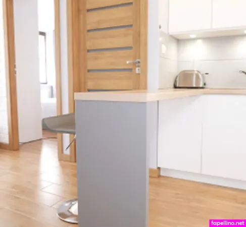 Emily Bee 1 OnlyFans Thumbnail #Y6YVEOvqP3