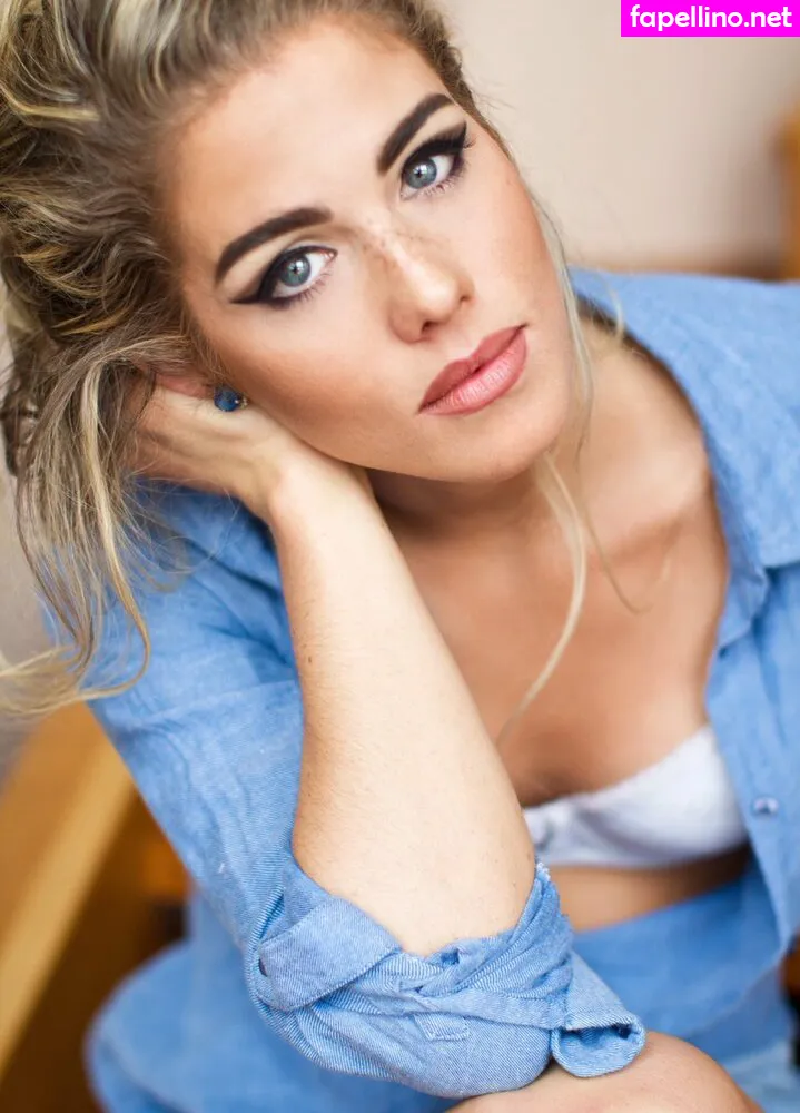 emily_bett_rickards Nude Leaked OnlyFans Photo #a5LmoBiJeH