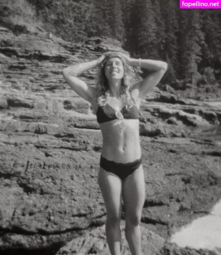 Emily Bett Rickards OnlyFans Thumbnail #hXbmkZHxWd