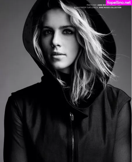 Emily Bett Rickards OnlyFans Thumbnail #qGUJFAlv8y