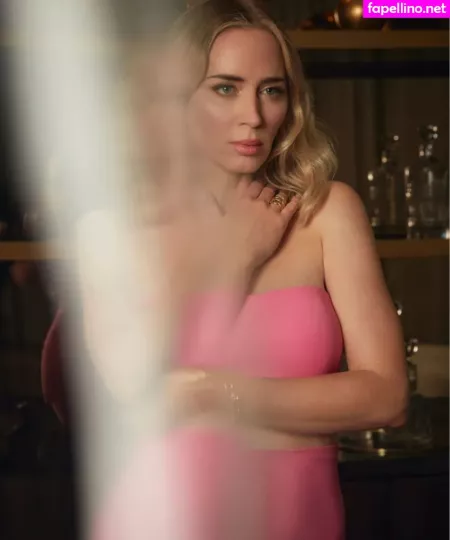 Emily Blunt OnlyFans Thumbnail #tn1X5WKoT5
