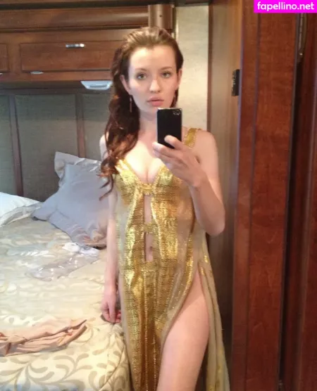 Emily Browning OnlyFans Thumbnail #3jHGj5yTfo