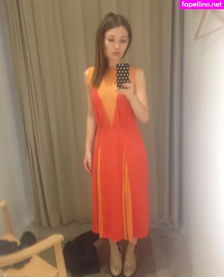 Emily Browning OnlyFans Thumbnail #Y9d8W4kcpM