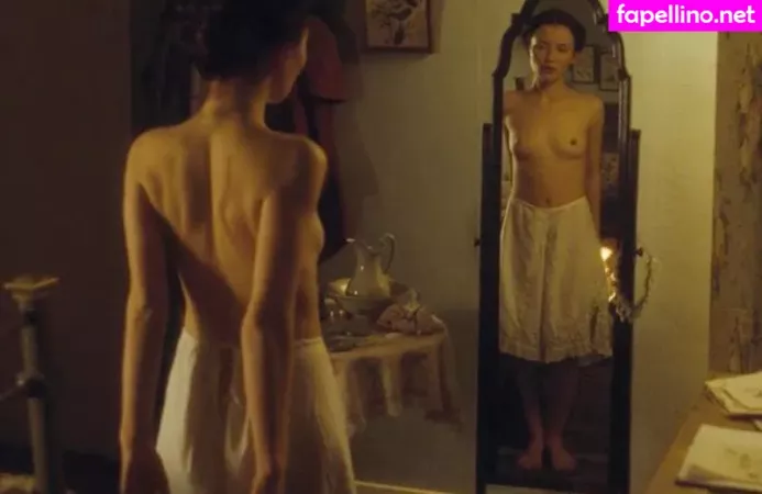 Emily Browning OnlyFans Thumbnail #uk6MmHQu5H