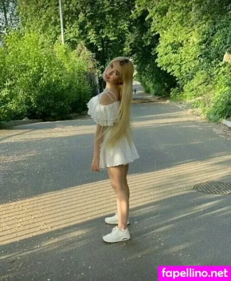 Emily Candy Vip OnlyFans Thumbnail #D8Ucz4zAmt