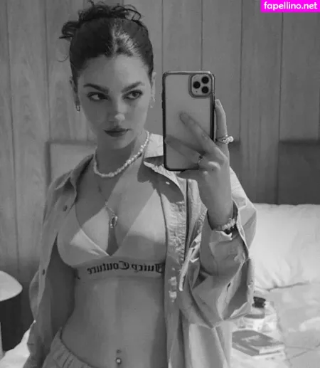 Emily Carey OnlyFans Thumbnail #vTfmjRtfAO
