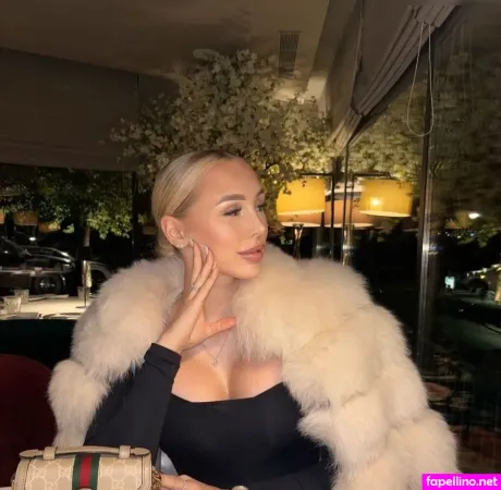 Emily Claire OnlyFans Thumbnail #GBkXm3I997