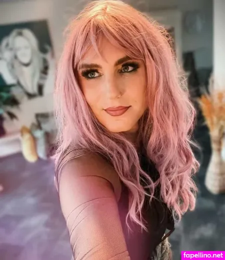 Emily Crossdresser OnlyFans Thumbnail #V6fEry7373