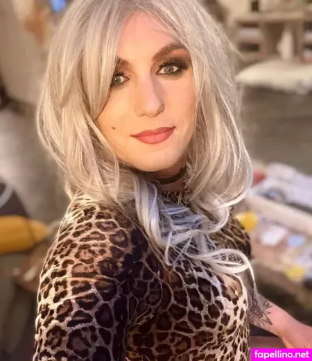 Emily Crossdresser OnlyFans Thumbnail #XLScmyi90R