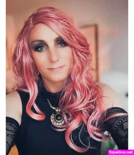 Emily Crossdresser OnlyFans Thumbnail #hCxV1spX35