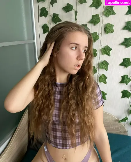Emily Cutiefree photo