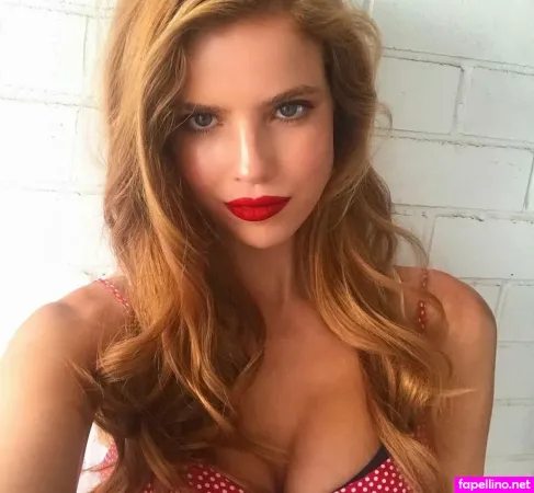 Emily Deyt OnlyFans Thumbnail #HpCGBqOSsl