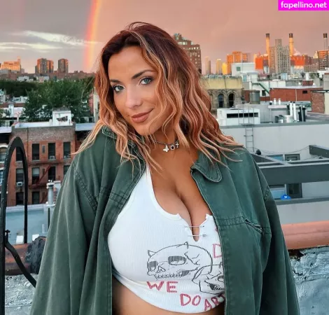 Emily E OnlyFans Thumbnail #M6eFtxy7BM