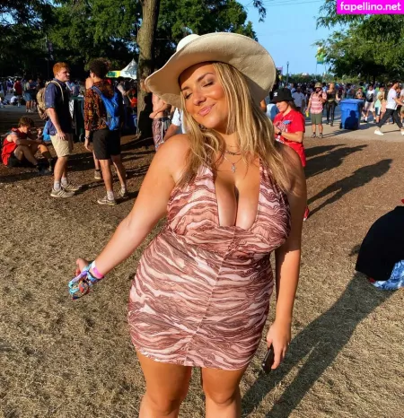 Emily E OnlyFans Thumbnail #emgOUDiDQh