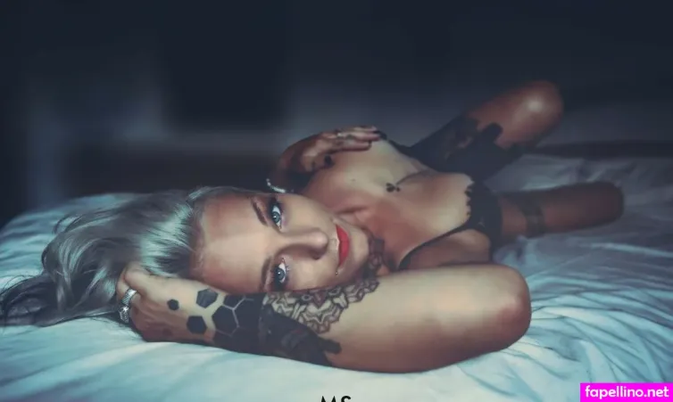 Emily Endorfin Pony OnlyFans Thumbnail #7Bnn6fumfx