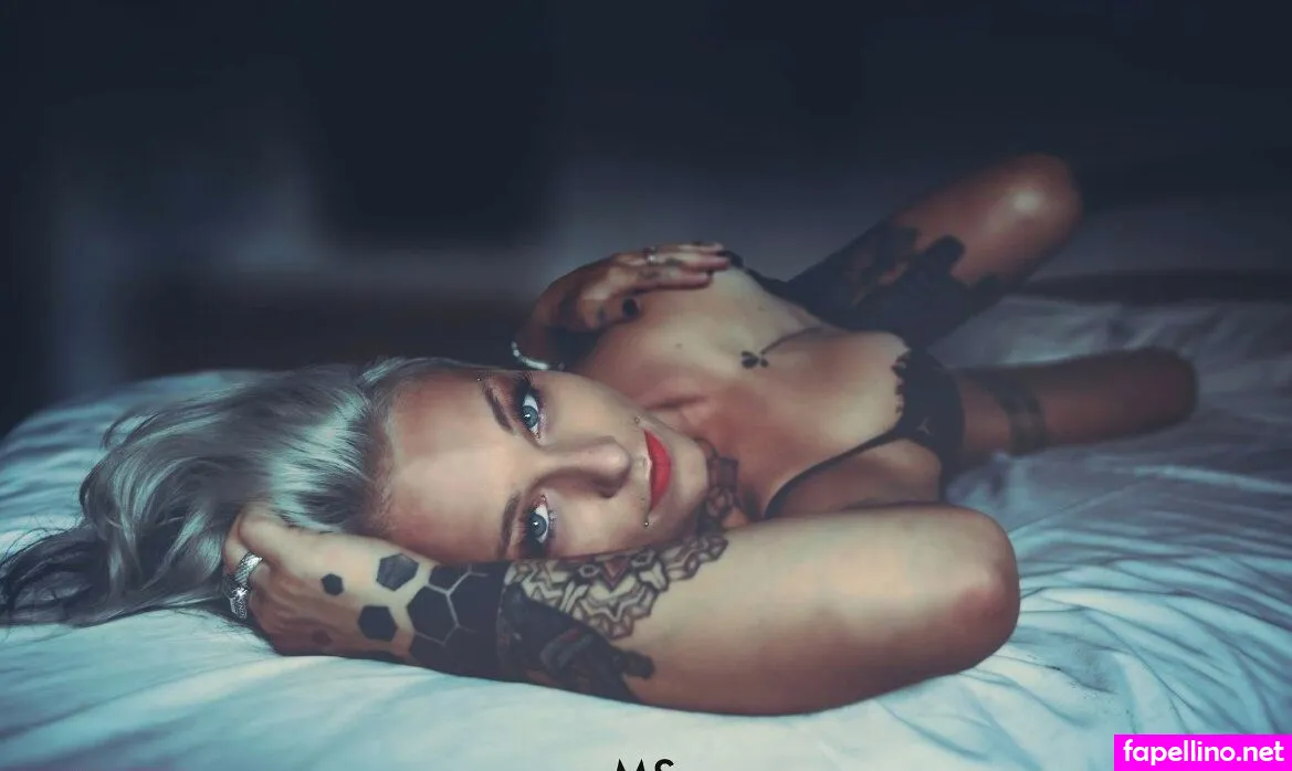 emilyendorfinpony Nude Leaked OnlyFans Photo #7Bnn6fumfx
