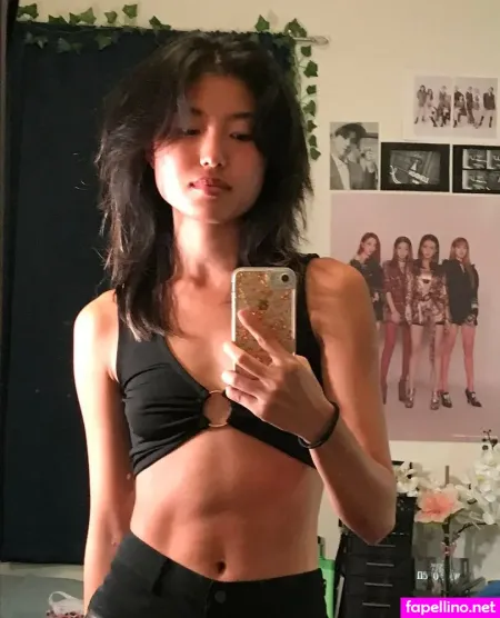 Emily Fan OnlyFans Thumbnail #BtNUPZjD2z