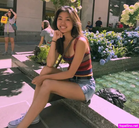 Emily Fan OnlyFans Thumbnail #jCeXRlBo3T
