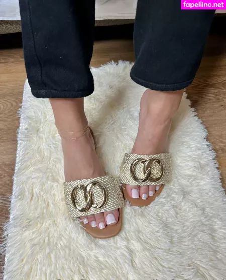 Emily Footmodel OnlyFans Thumbnail #7cO1MNP9JV