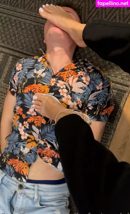 Emily Footmodel OnlyFans Thumbnail #n4B5v6pE70