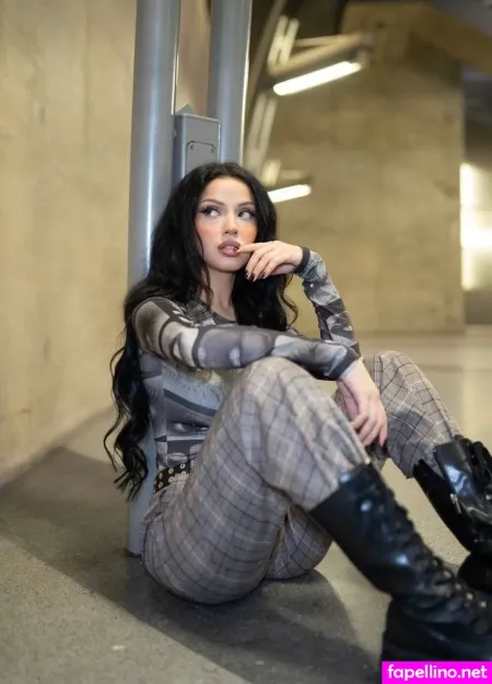 Emily Furz OnlyFans Thumbnail #DNduKo8eZk