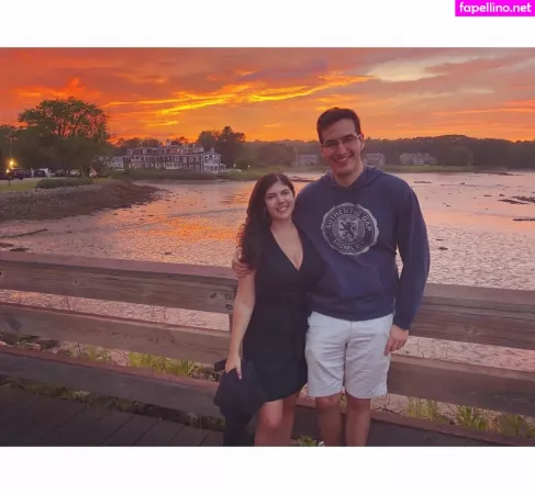 Emily H Barry OnlyFans Thumbnail #TNosnoVeag