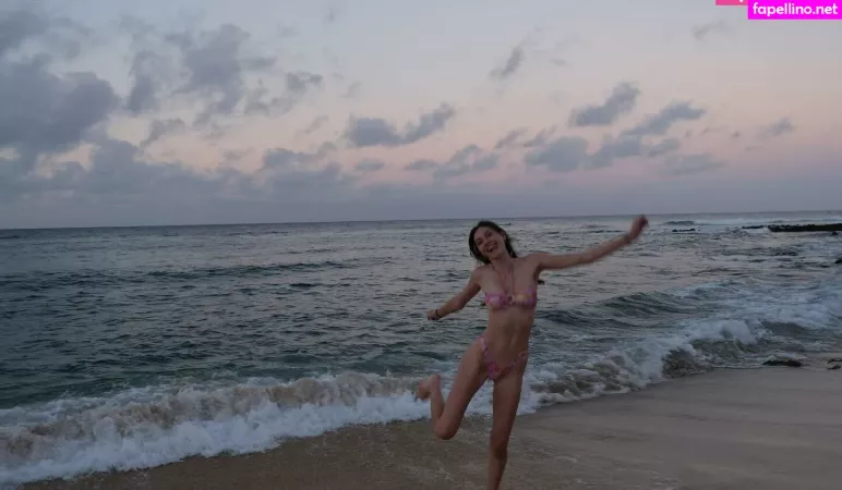 Emily Hall OnlyFans Thumbnail #0anzqjatpi