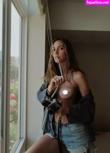 Emily Hall OnlyFans Thumbnail #9qXkEpLU6f