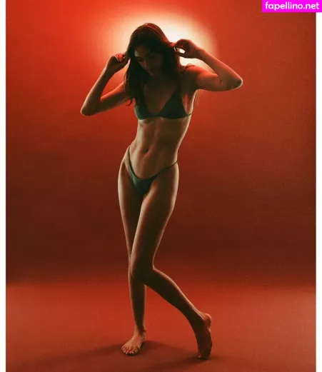 Emily Hall OnlyFans Thumbnail #N6pnCKDByA