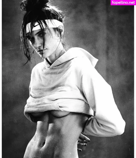 Emily Hall OnlyFans Thumbnail #b3xkvZQTfm