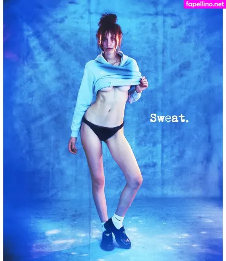 Emily Hall OnlyFans Thumbnail #zN6D4zy4oh