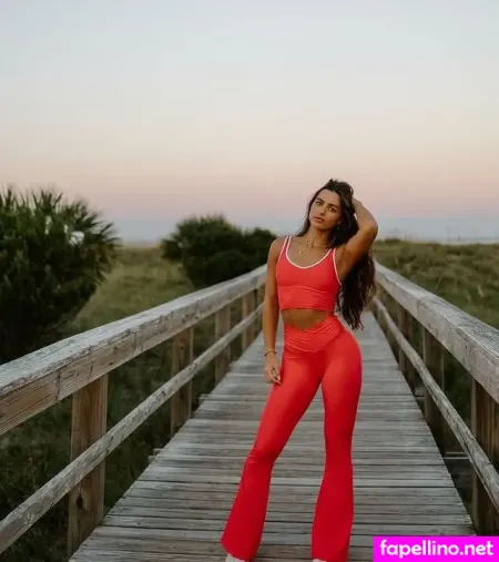 Emily Harrigan OnlyFans Thumbnail #wNrAASQ6MA