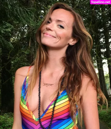 Emily Hart OnlyFans Thumbnail #TIzlnZxQYy