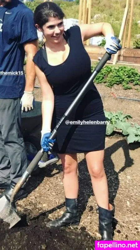 Emily Helen Barry OnlyFans Thumbnail #4zQCL0Znfd