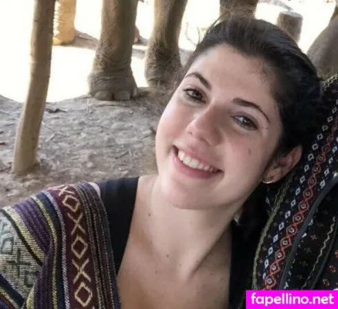 Emily Helen Barry OnlyFans Thumbnail #TC502SPTb8