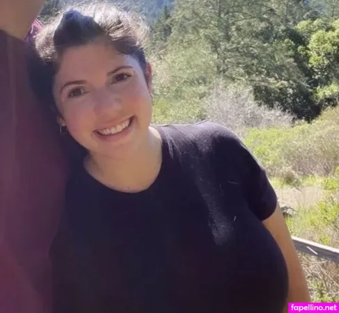 Emily Helen Barry OnlyFans Thumbnail #cZwSEiMSHQ