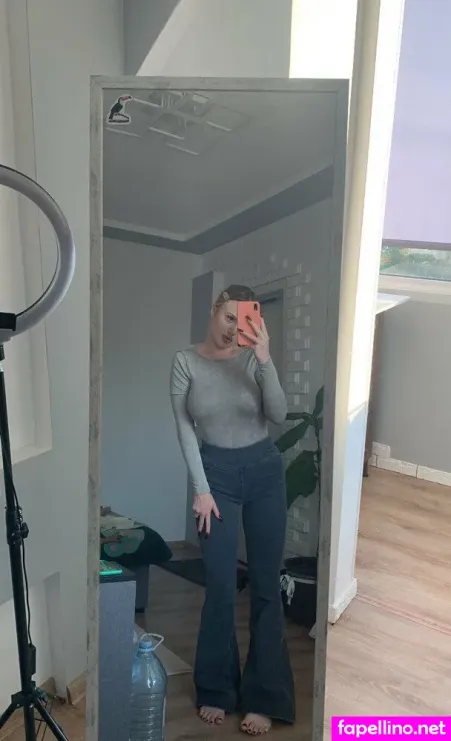 Emily Hix Prestige OnlyFans Thumbnail #hAZ99TL8wP