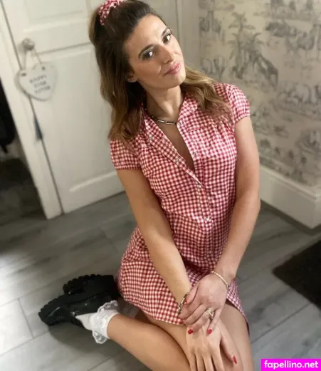 Emily Hotwife Cuckold OnlyFans Thumbnail #KHxo2elDAn
