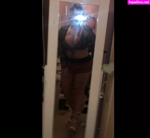 Emily J OnlyFans Thumbnail #2rY0a31p5s