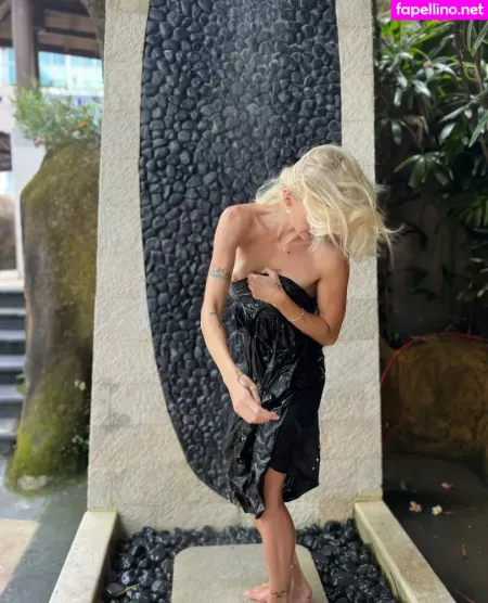 Emily Jane Deeley OnlyFans Thumbnail #NqzjtuMrZk