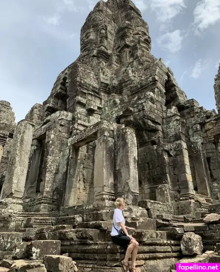 Emily Jayreal OnlyFans Thumbnail #Oe1bNNLj9s