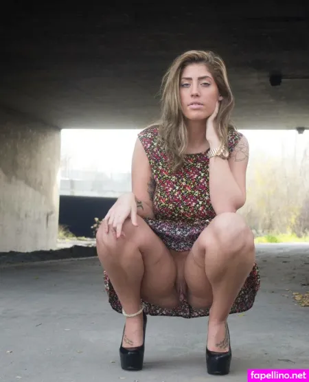 Emily Jean OnlyFans Thumbnail #4Kzim9qFoJ