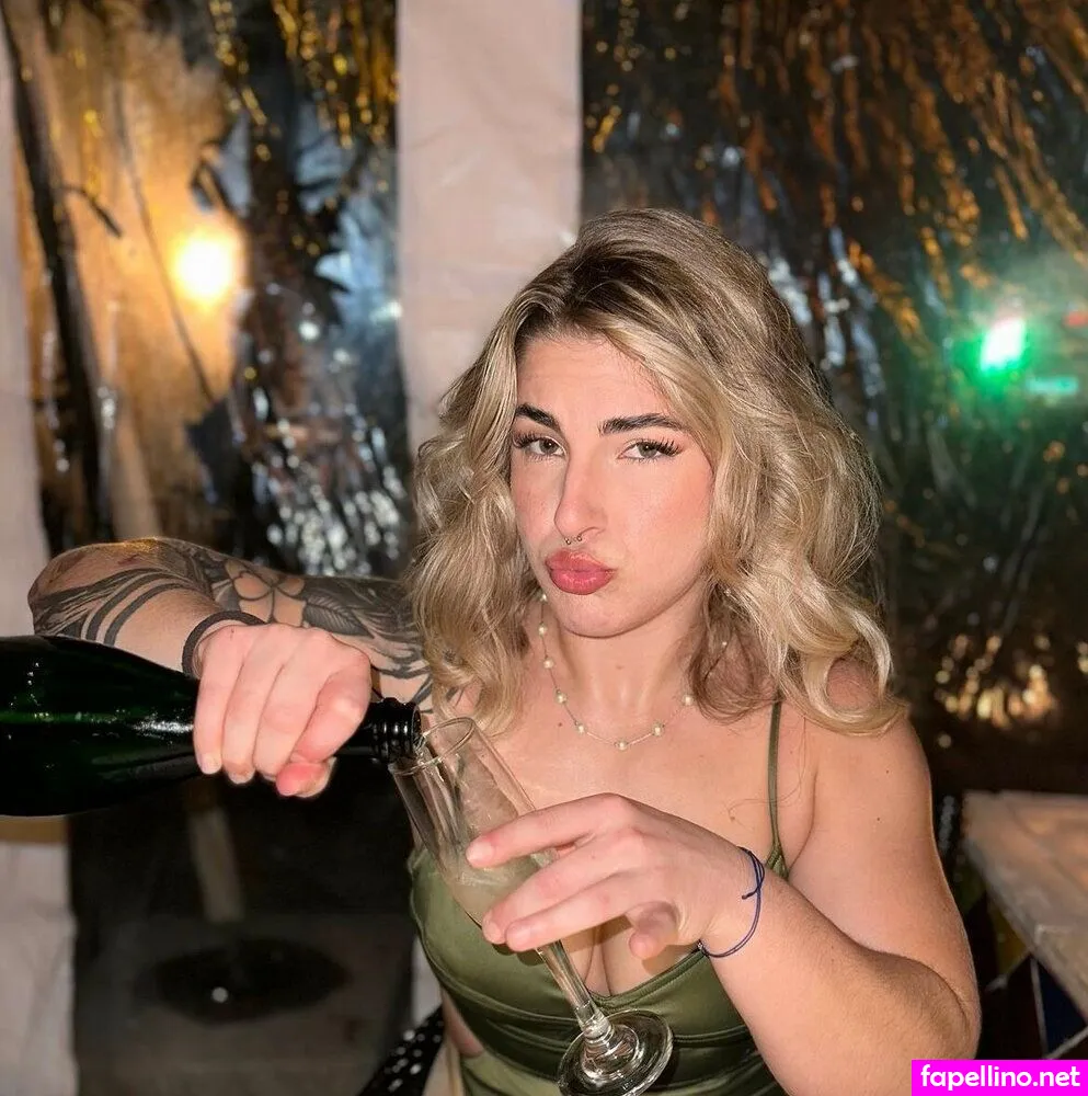 _the_joel_, emilyjoel10, jordanelizabeth Nude Leaked OnlyFans Photo #t9u6pqxtNC