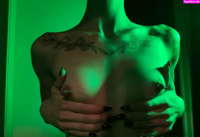 Emily Kat OnlyFans Thumbnail #Op8ISDxy6d