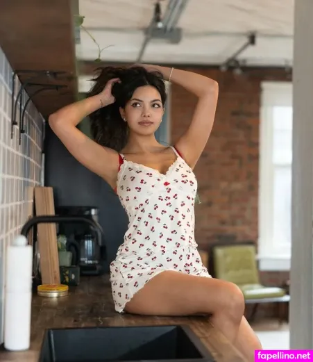 Emily Kaye 8 OnlyFans Thumbnail #86R3rweQjy