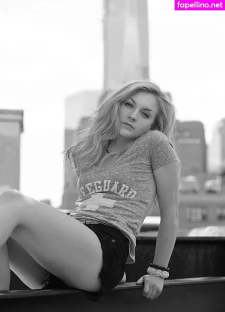 Emily Kinney OnlyFans Thumbnail #6KA1uNwj5n