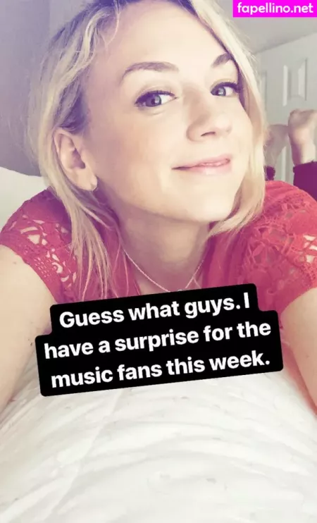 Emily Kinney OnlyFans Thumbnail #KaTE16k3vb
