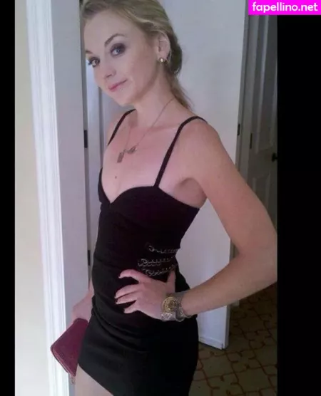 Emily Kinney OnlyFans Thumbnail #a5FvKvlkp0